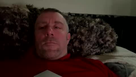 Snapshot of londonsbigbenxxx chatting on 12/23/25, 11:08 londonsbigbenxxx online show from 12/23/25, 11:08