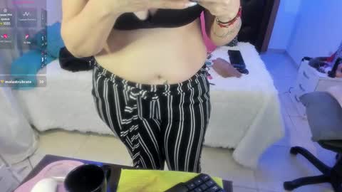 Jennifer  online show from 12/19/24, 06:23