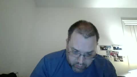 Lonely Man online show from 02/11/26, 10:09