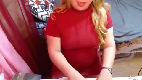 Snapshot of lonelysofia6969 chatting on 05/27/26, 06:27 lonelysofia6969 online show from 05/27/26, 06:27