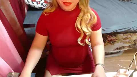 Snapshot of lonelysofia6969 chatting on 05/28/26, 07:33 lonelysofia6969 online show from 05/28/26, 07:33