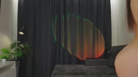 Shy EvaStreams are everyday 9 AM - 3 PM GMT 3  online show from 09/21/25, 06:31