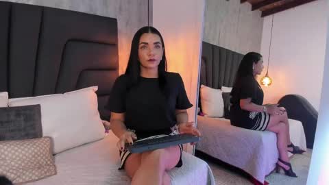 Snapshot of longina_ chatting on 05/28/26, 08:06 Longina online show from 05/28/26, 08:06