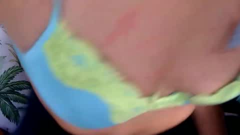 Snapshot of longlegstammy chatting on 10/28/25, 04:53 Cutenurse91 online show from 10/28/25, 04:53