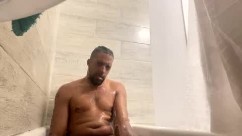 longmeat901 online show from 01/04/25, 08:17