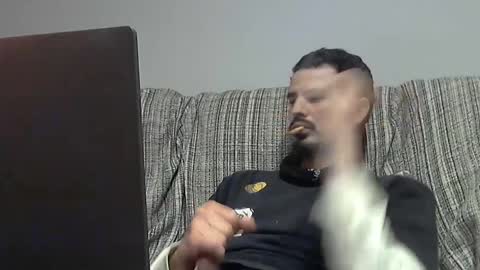 Alejandro Rulitos Twitter longnight55 Intagram 5longnight5 online show from 02/17/25, 02:20