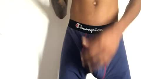 longshaft_ online show from 11/11/25, 03:34