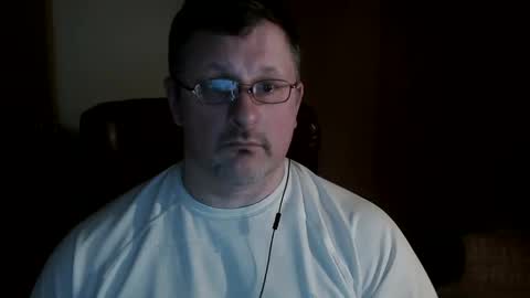 Snapshot of lookin75 chatting on 01/17/25, 12:31 lookin75 online show from 01/17/25, 12:31