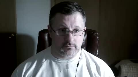 Snapshot of lookin75 chatting on 02/26/25, 04:58 lookin75 online show from 02/26/25, 04:58