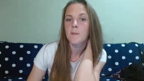Lora online show from 06/14/26, 04:42
