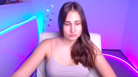 Lora online show from 10/15/25, 05:07