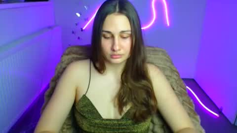 Lora online show from 03/26/26, 01:49