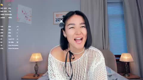 Snapshot of lora_lifelover chatting on 10/23/25, 07:07 Lora control 2 min for every new Fan Club subscriber online show from 10/23/25, 07:07