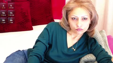 loradelniro1 online show from 01/09/25, 01:24