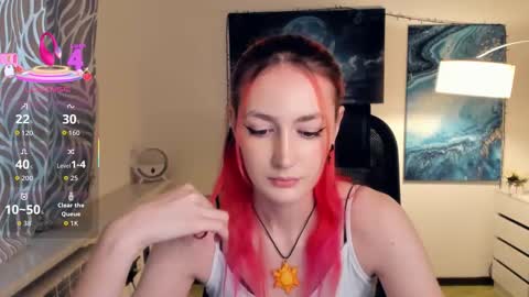 Lora online show from 10/02/25, 10:22