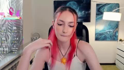 Lora online show from 10/03/25, 12:13