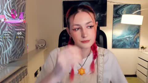 Lora online show from 10/05/25, 12:03