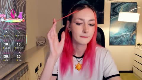 Lora online show from 10/10/25, 09:08