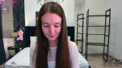 Snapshot of lorasunny chatting on 11/23/25, 01:27 Ur sensual Lora online show from 11/23/25, 01:27