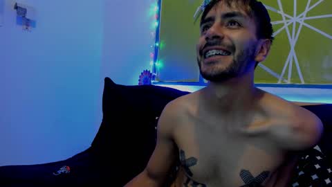 Snapshot of lord_apoloo chatting on 01/12/26, 01:27 Apolo online show from 01/12/26, 01:27