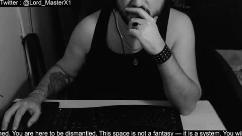 Snapshot of lord_masterx chatting on 11/18/25, 01:04 lord_masterx online show from 11/18/25, 01:04