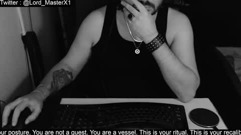 Snapshot of lord_masterx chatting on 12/14/25, 05:40 lord_masterx online show from 12/14/25, 05:40