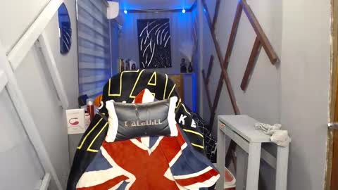 Snapshot of lord_of_cum69 chatting on 12/26/24, 05:04 Macky online show from 12/26/24, 05:04