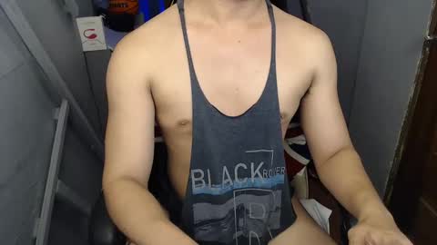 Snapshot of lord_of_cum69 chatting on 01/16/25, 05:42 Macky online show from 01/16/25, 05:42