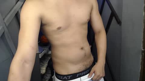 Snapshot of lord_of_cum69 chatting on 02/22/25, 04:18 Macky online show from 02/22/25, 04:18