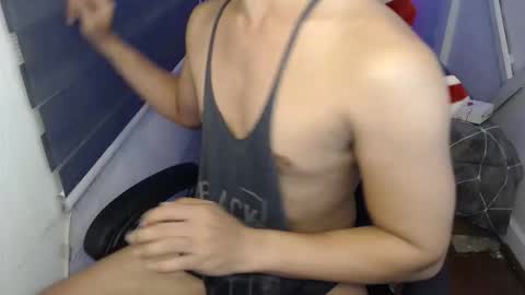 Snapshot of lord_of_cum69 chatting on 10/31/25, 02:45 Macky online show from 10/31/25, 02:45