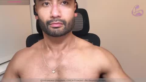 Snapshot of lordcalepecs chatting on 05/10/26, 10:42 Cale online show from 05/10/26, 10:42