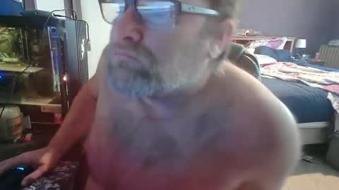 lordimarans room online show from 02/11/25, 02:46