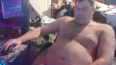Snapshot of lordimaran chatting on 10/21/25, 12:50 lordimarans room online show from 10/21/25, 12:50