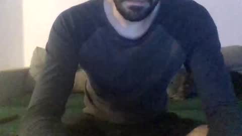 Snapshot of lordv122 chatting on 12/16/25, 09:42 Benjamin online show from 12/16/25, 09:42