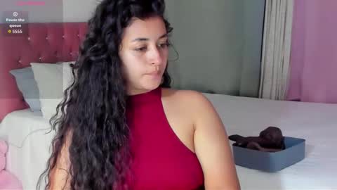 lore_rey online show from 12/02/25, 02:28