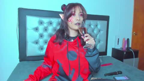 Lore Depp online show from 03/07/25, 06:57