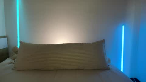 lorem_adams online show from 07/04/26, 02:23
