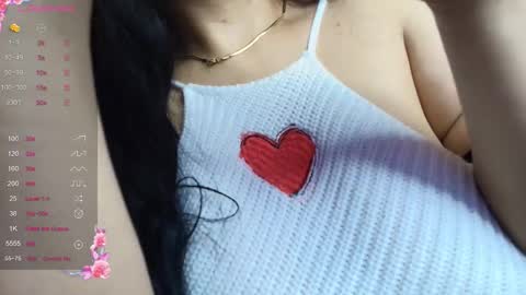 Snapshot of loren_44tits chatting on 11/23/25, 09:25 Loren online show from 11/23/25, 09:25