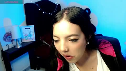 Loren online show from 07/09/26, 07:18