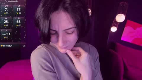 Snapshot of loren_daze chatting on 12/06/24, 02:06 Loren online show from 12/06/24, 02:06