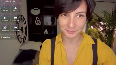 Snapshot of loren_daze chatting on 10/28/25, 02:42 Loren online show from 10/28/25, 02:42