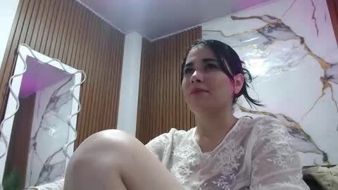 Snapshot of loren_tay chatting on 03/17/26, 02:38 Loren online show from 03/17/26, 02:38