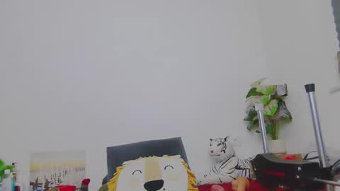 Snapshot of lorena422 chatting on 03/18/26, 05:05 Hi Im Lorena an independent model Im waiting for you for any craziness you dream of... online show from 03/18/26, 05:05