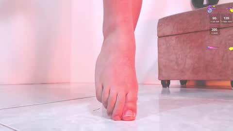 Snapshot of lorena_5 chatting on 10/28/25, 11:51 Lorena online show from 10/28/25, 11:51