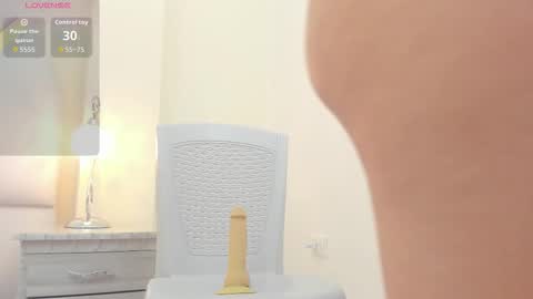 Snapshot of lorena_gate chatting on 12/03/25, 07:45 Lorena Gate online Colombia 230 pm to 930 pm online show from 12/03/25, 07:45