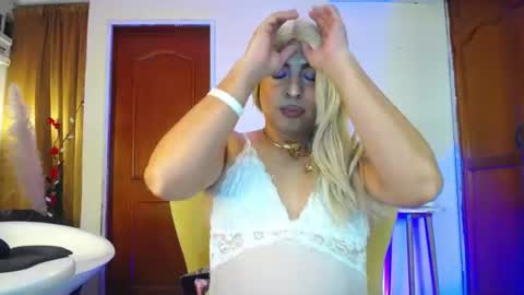 lorena_sexy__ online show from 07/27/26, 02:35