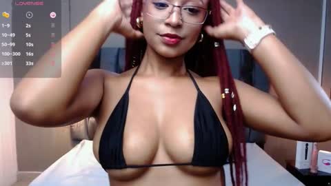 Snapshot of lorena_vieira_ chatting on 12/22/24, 09:31 Lorena Vieira online show from 12/22/24, 09:31