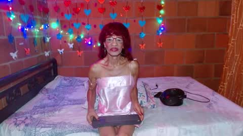 Lorena Capelli online show from 01/15/25, 10:06