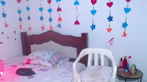 Lorena Capelli online show from 06/15/26, 12:07