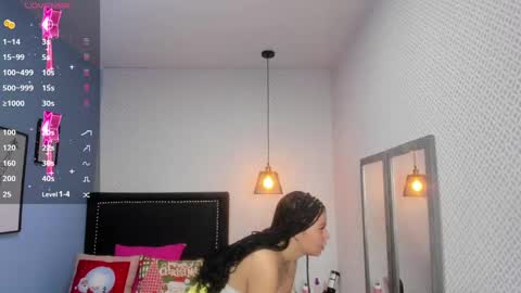 Snapshot of lorenadavies chatting on 12/24/24, 12:33 lorenadavies online show from 12/24/24, 12:33